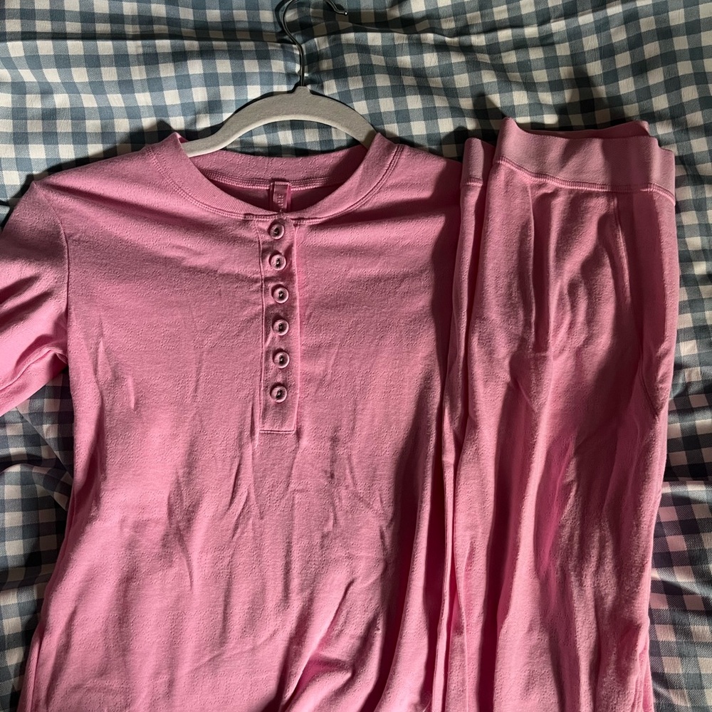 SKIMS pajama set RARE